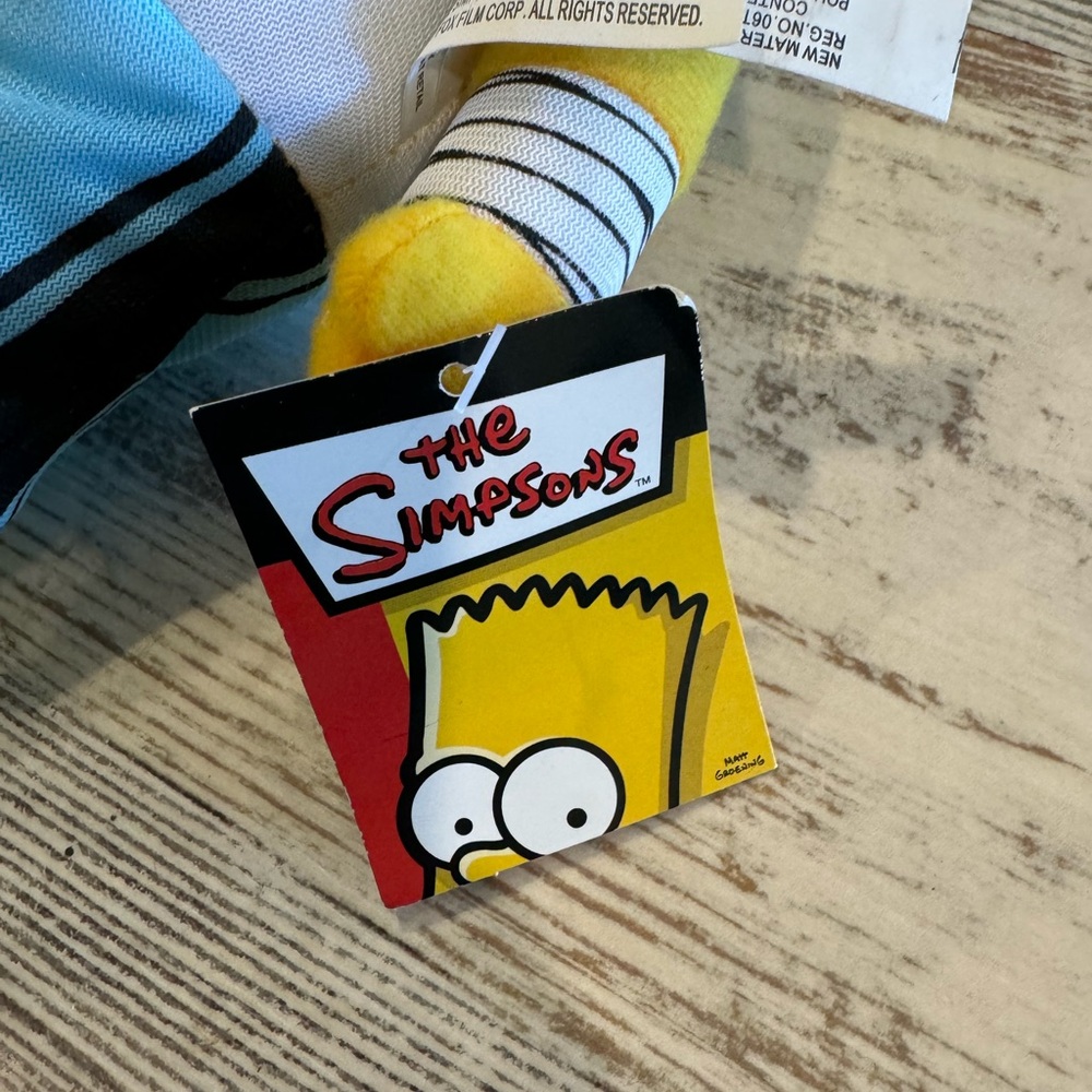 Simpson Plush - Picture 3 of 3